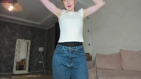 Sandra online show from April 14, 2026, 1:33 am