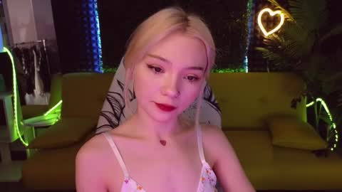 Snapshot of sandraboyl chatting on January 31, 2025, 1:11 am Sandy online show from January 31, 2025, 1:11 am