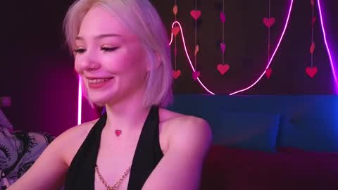 Snapshot of sandraboyl chatting on February 20, 2025, 1:25 am Sandy online show from February 20, 2025, 1:25 am