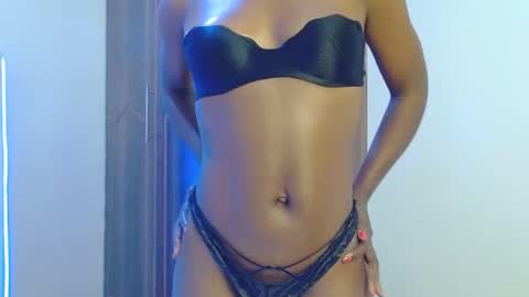 Snapshot of sandrah_ chatting on July 1, 2026, 4:03 am Sandy online show from July 1, 2026, 4:03 am