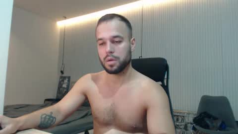 Snapshot of sandro_best chatting on September 30, 2025, 9:03 am DeAlex online show from September 30, 2025, 9:03 am