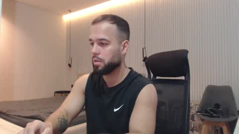 DeAlex online show from November 25, 2025, 10:37 am