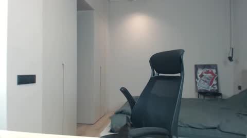 DeAlex online show from May 15, 2026, 8:32 am