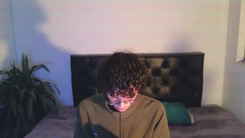 sandro_vitali online show from September 18, 2025, 5:53 am