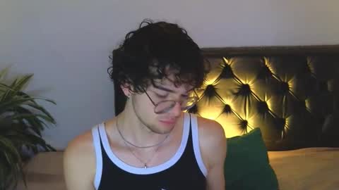 sandro_vitali online show from October 9, 2025, 6:00 am