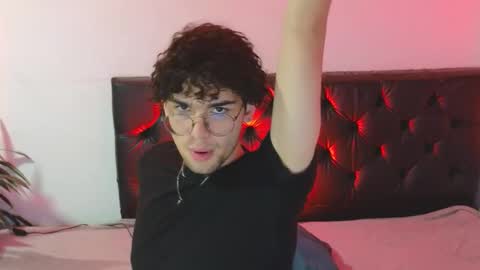 sandro_vitali online show from October 10, 2025, 8:35 am