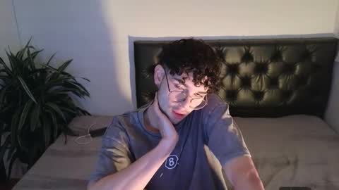 sandro_vitali online show from October 17, 2025, 6:38 am