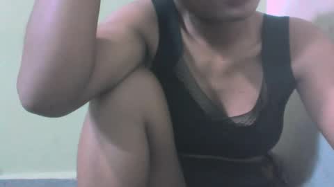 sandy735579 online show from March 5, 2026, 7:37 am