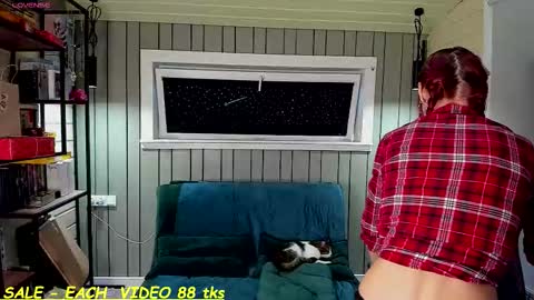 Sandy and Chris online show from December 17, 2025, 9:04 am