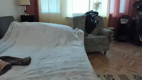 Snapshot of sandysun_shine chatting on December 13, 2024, 10:51 am Sandy online show from December 13, 2024, 10:51 am