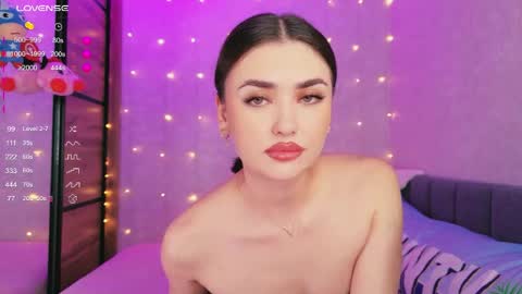 Sandy online show from June 3, 2026, 2:08 pm