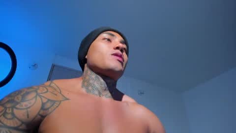 Santi Ferrer online show from May 8, 2026, 3:01 am