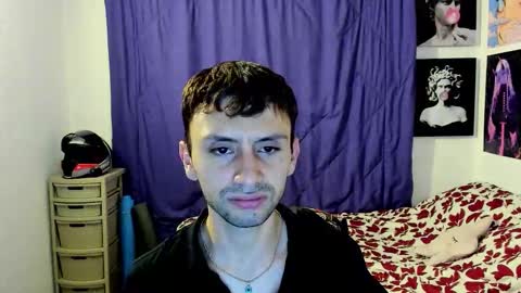 Snapshot of santi_mateo chatting on February 9, 2026, 4:38 am Santi online show from February 9, 2026, 4:38 am