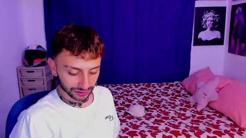 Snapshot of santi_mateo chatting on February 26, 2026, 3:38 am Santi online show from February 26, 2026, 3:38 am