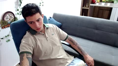 Snapshot of santi_ss chatting on April 6, 2026, 4:41 pm santi_ss online show from April 6, 2026, 4:41 pm