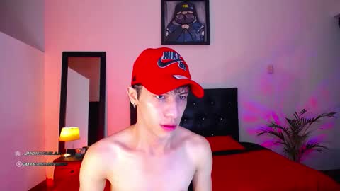 SANTAGO online show from October 29, 2025, 9:55 am