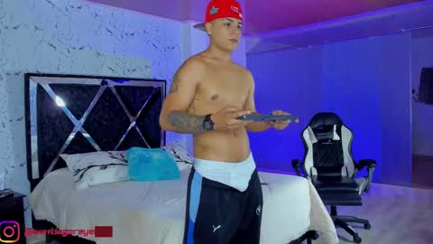 Santi Reyes online show from February 10, 2026, 2:04 am