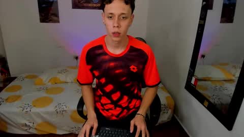 Snapshot of santiceballo chatting on February 3, 2026, 6:40 am Julius Novachrono online show from February 3, 2026, 6:40 am