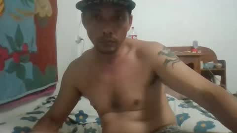 santichai561323 online show from February 2, 2026, 1:15 am