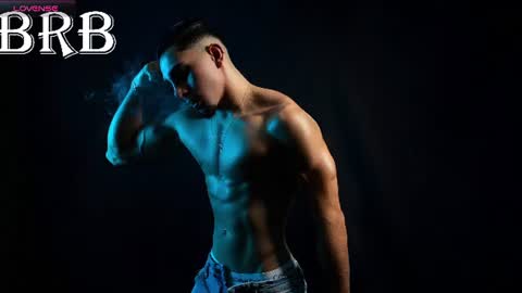 Snapshot of santin_seans chatting on June 10, 2026, 12:37 pm Santiago Seans online show from June 10, 2026, 12:37 pm