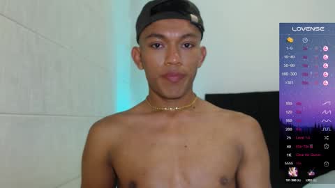 santi online show from December 3, 2025, 1:24 am