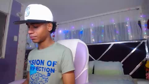 santy online show from April 20, 2026, 2:42 pm
