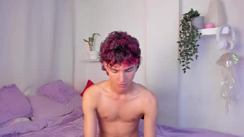 kitty online show from March 13, 2026, 2:07 am