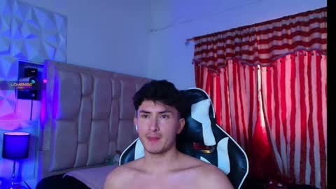 Santyago online show from January 13, 2025, 9:42 pm