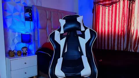 Santyago online show from February 5, 2025, 7:10 pm