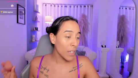 SAORI  online show from April 16, 2026, 11:33 am