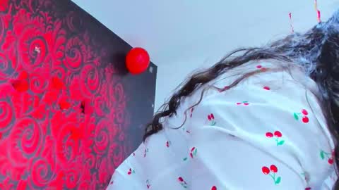 saphira muse online show from March 31, 2026, 4:35 am