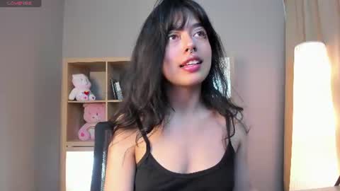 Snapshot of saphyralux chatting on June 24, 2026, 10:20 pm saphyralux online show from June 24, 2026, 10:20 pm