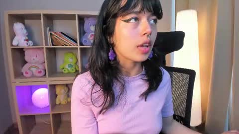 Snapshot of saphyralux chatting on July 31, 2026, 9:36 pm saphyralux online show from July 31, 2026, 9:36 pm