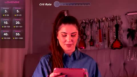 Snapshot of sapiosexual_queen chatting on June 7, 2026, 2:05 am sapiosexual_queen online show from June 7, 2026, 2:05 am