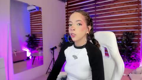 Valerin online show from February 25, 2026, 1:37 am