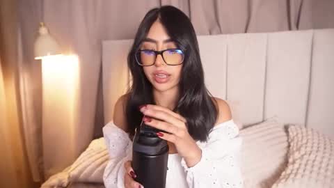 Sara  online show from February 28, 2026, 3:40 am