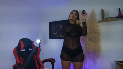 Sarax lux online show from April 16, 2026, 11:11 am