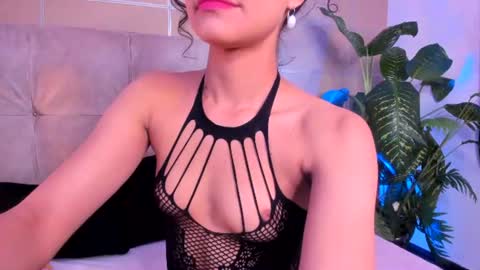 Sara  online show from July 25, 2026, 12:58 pm