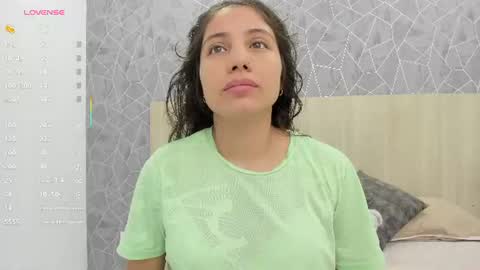 Snapshot of sara_melo chatting on June 8, 2026, 11:21 am Sara online show from June 8, 2026, 11:21 am