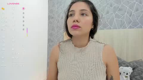 Snapshot of sara_melo chatting on July 2, 2026, 11:27 am Sara online show from July 2, 2026, 11:27 am