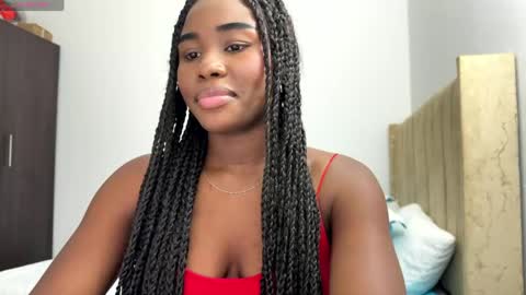 Sara online show from April 5, 2026, 11:02 pm