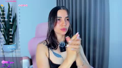 Snapshot of sara_ospina22 chatting on June 23, 2026, 1:09 pm Sara online show from June 23, 2026, 1:09 pm
