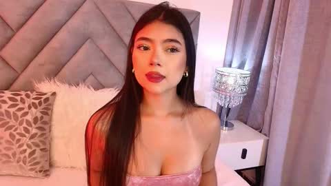 sara_owens7 online show from February 10, 2026, 1:21 am