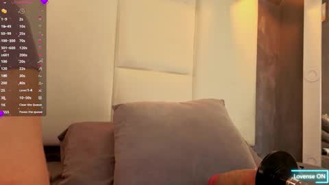 Snapshot of sara_puerta__ chatting on February 21, 2026, 7:04 pm Sara online show from February 21, 2026, 7:04 pm