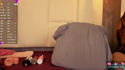 Snapshot of sara_puerta__ chatting on February 24, 2026, 7:12 pm Sara online show from February 24, 2026, 7:12 pm