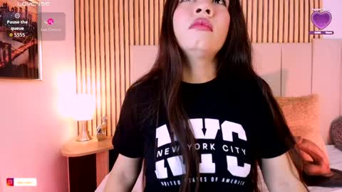 Sara online show from June 8, 2026, 4:02 am
