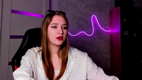 Sara online show from April 9, 2026, 9:20 pm