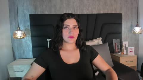 Snapshot of sara_stone17 chatting on February 25, 2025, 11:30 am - online show from February 25, 2025, 11:30 am