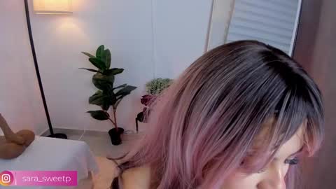 Snapshot of sara_sweett9 chatting on December 5, 2024, 11:07 pm sara_sweett9 online show from December 5, 2024, 11:07 pm