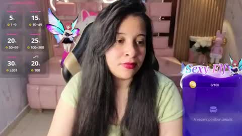 Sara T. online show from June 25, 2026, 3:06 am